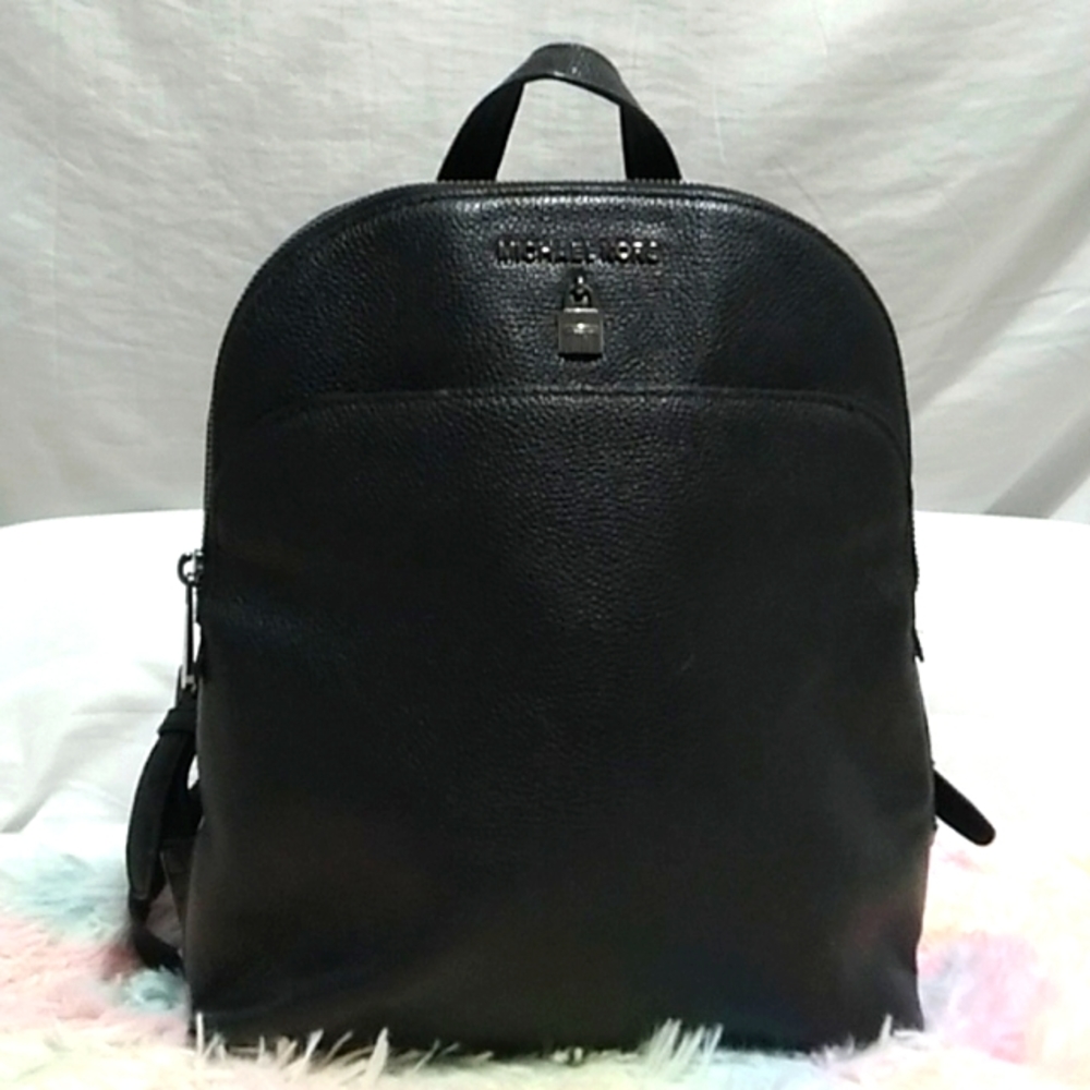 SALE! Authentic Michael Kors Black Leather UNIZEX Backpack Hardly Worn